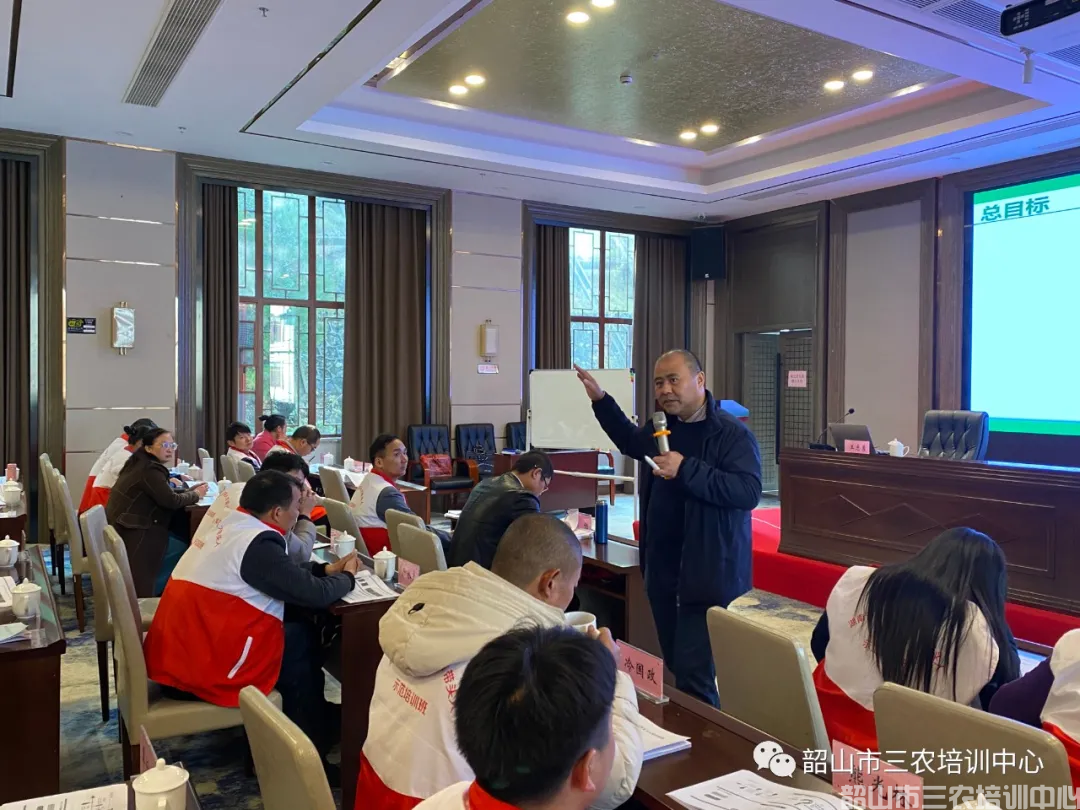 湖南省農(nóng)村實用人才帶頭人示范培訓班(第六期)圓滿結(jié)束(圖8) 湖南省農(nóng)村實用人才帶頭人示范培訓班(第六期)圓滿結(jié)束(圖8)