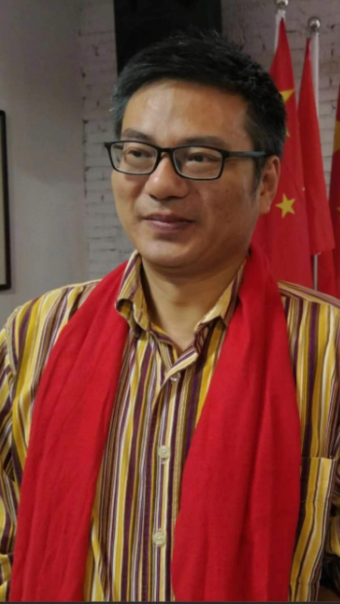 朱圓滿(圖1) 朱圓滿(圖1)